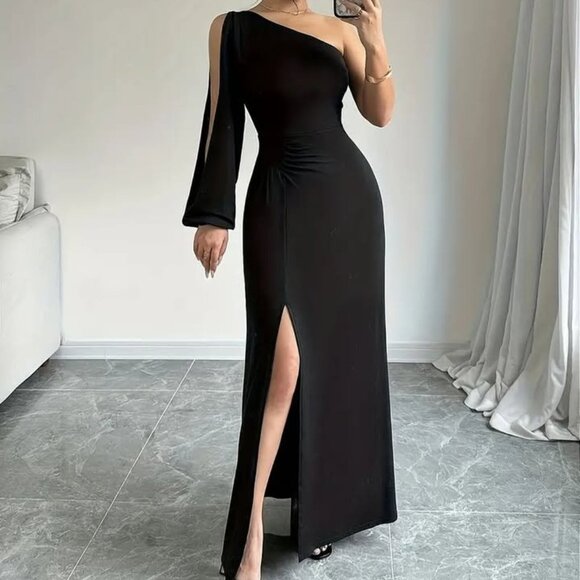 Elegant Black Dress (Size 8/10 L) - Picture 1 of 3